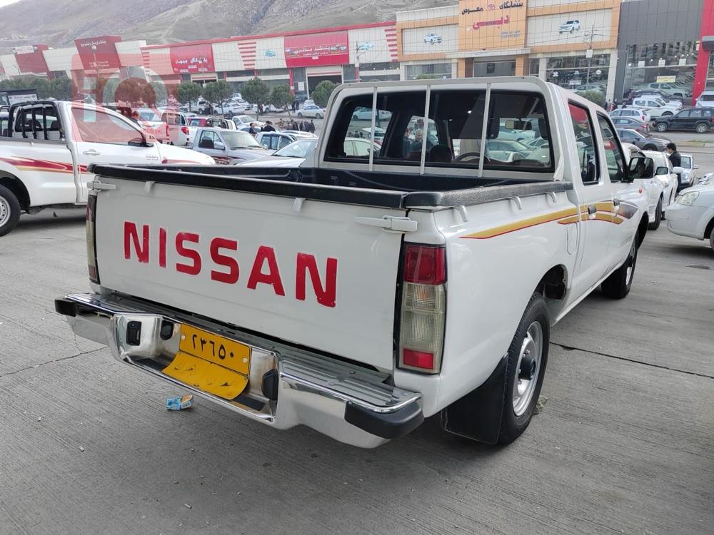 Nissan Pickup